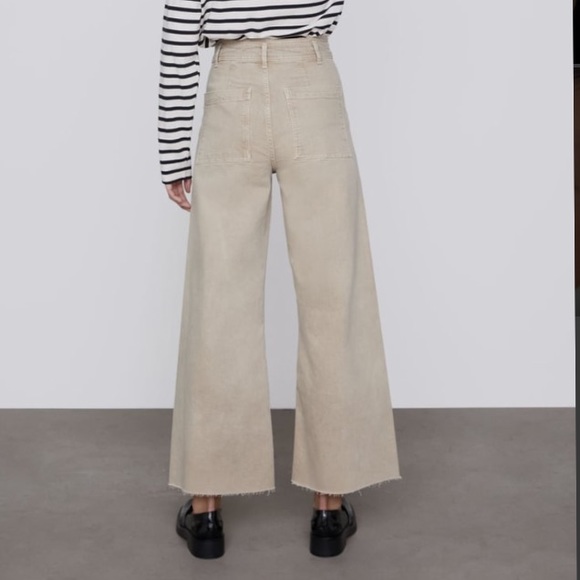 Zara crop top and matching pants - Picture 2 of 3